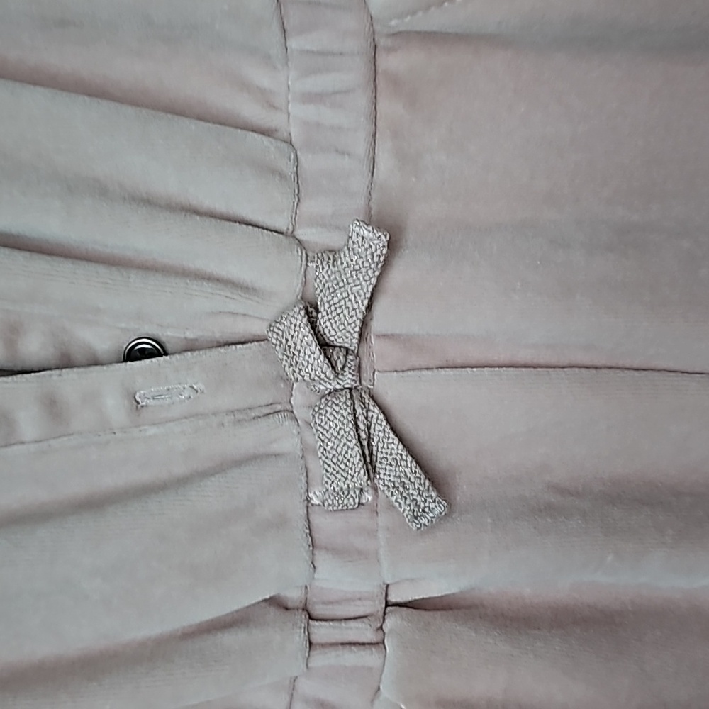 GYMBOREE | Pale Pink Velvet Long-Sleeve Jumpsuit with Pockets - Picture 2 of 12